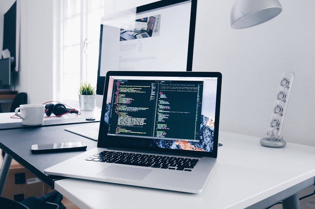 Jasa Pembuatan Software Terpercaya - Sadigit